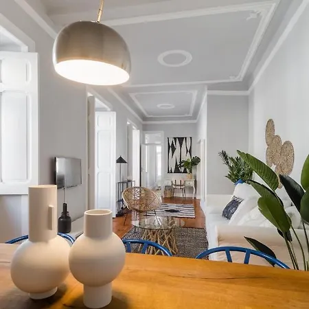Casa Boma - Elegant And Charming - Alcantara V ליסבון